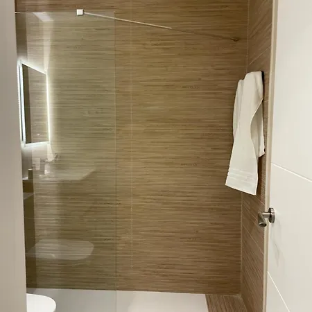 4 2 Banos Parking Apartment Fuengirola