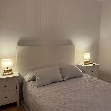 4 2 Banos Parking Фуенхірола