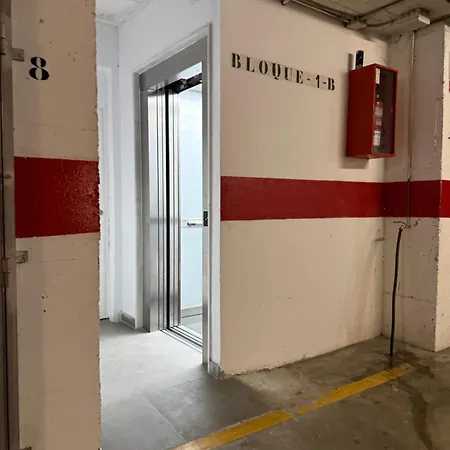 4 2 Banos Parking Апартаменти