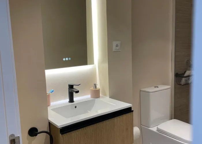 4 2 Banos Parking Фуенхірола