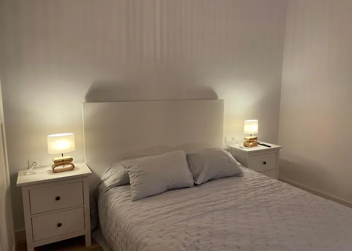 4 2 Banos Parking Фуенхірола